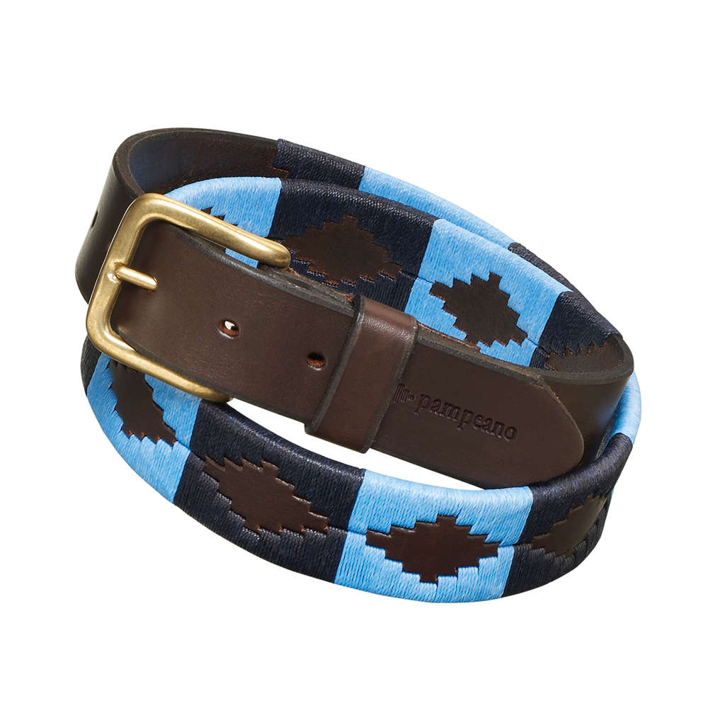 AZULES: Dunkelbraunes Leder mit Stick in Mittel- und Dunkelblau