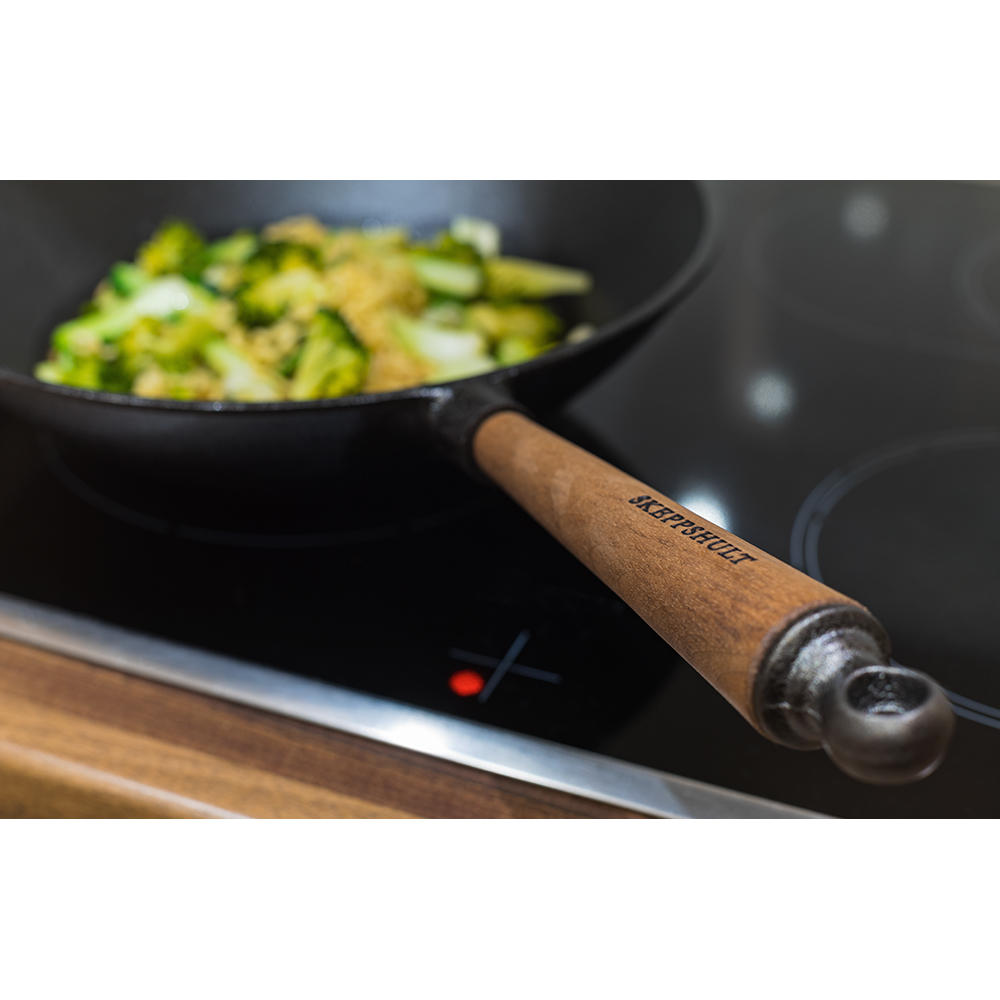 Skeppshult Wok, Walnut Handle, Ø 300 mm