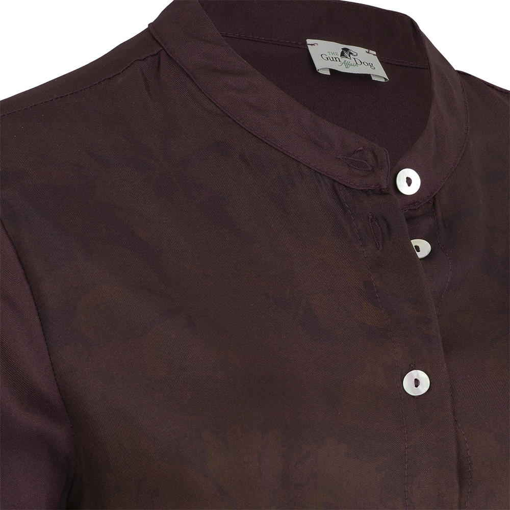 Seidenbluse Allover Print, Laub