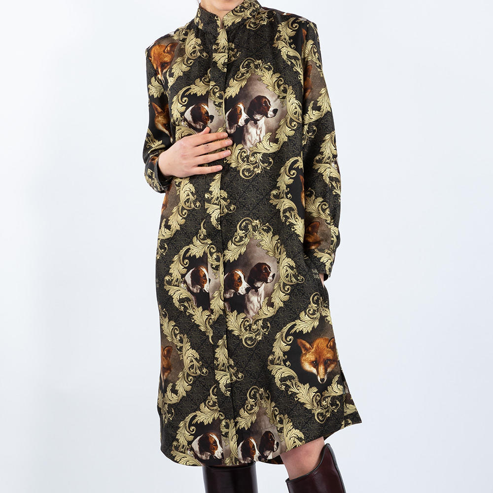 Robe en soie Sara Tiara, motif renard et chien