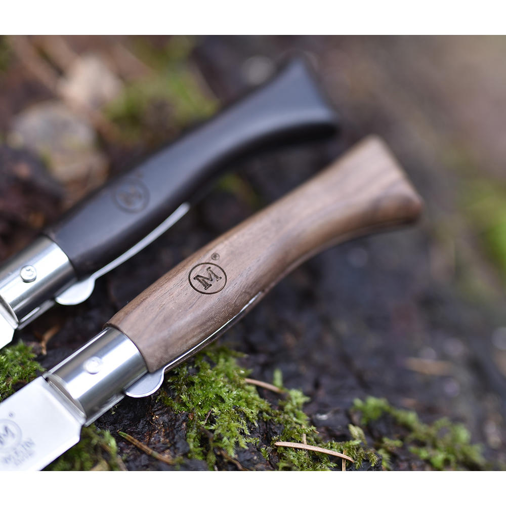 Couteau pliant MAIN » Italian Line «, noyer