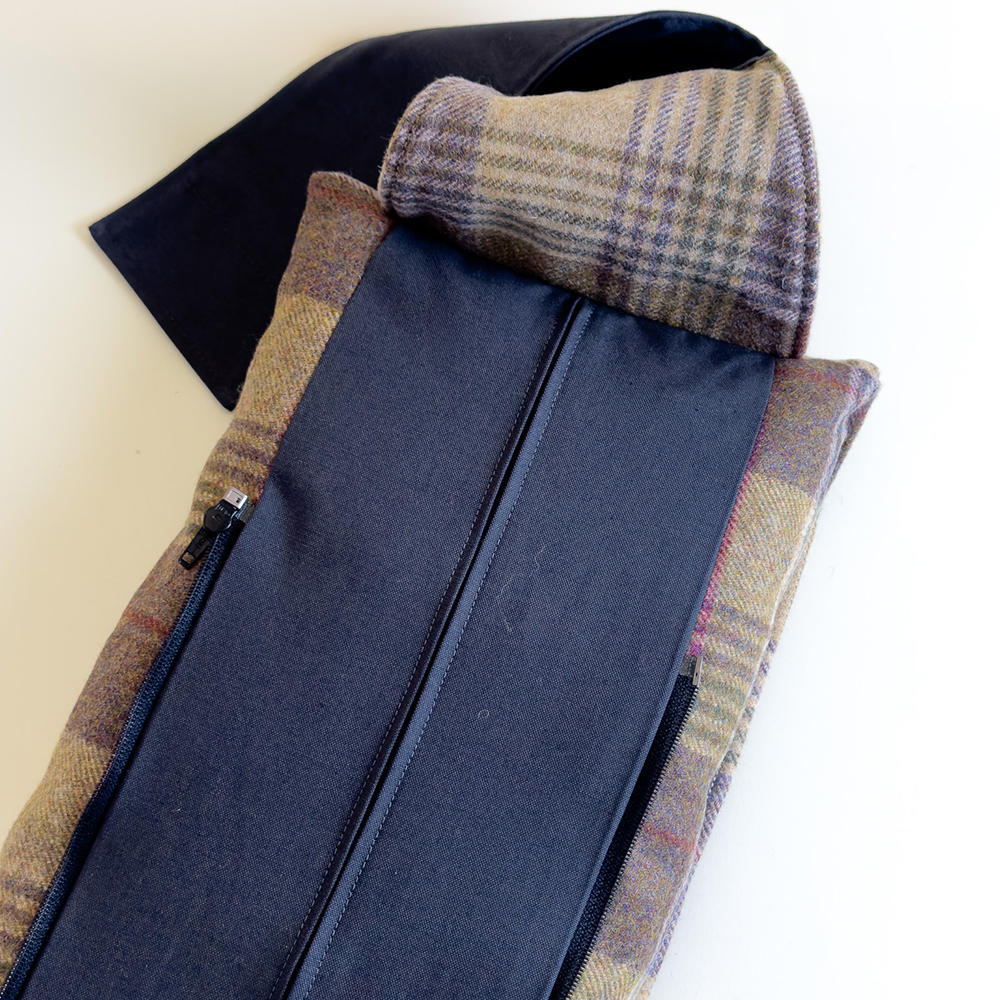 Helen Wells Hundebett-Kissen »Tweed Blackberry«, Gr. L 